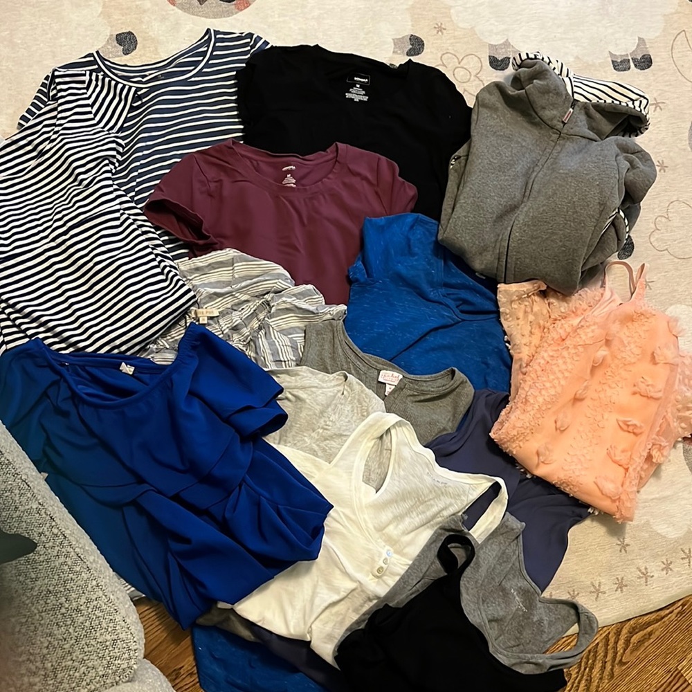 Medium MEGA maternity bundle 🤰